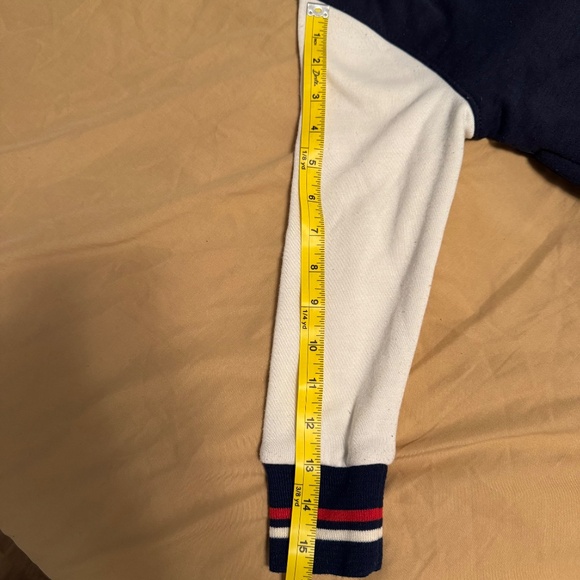 blue jacket kid size 5-6 years old with white sleeve and pocket - Picture 2 of 8